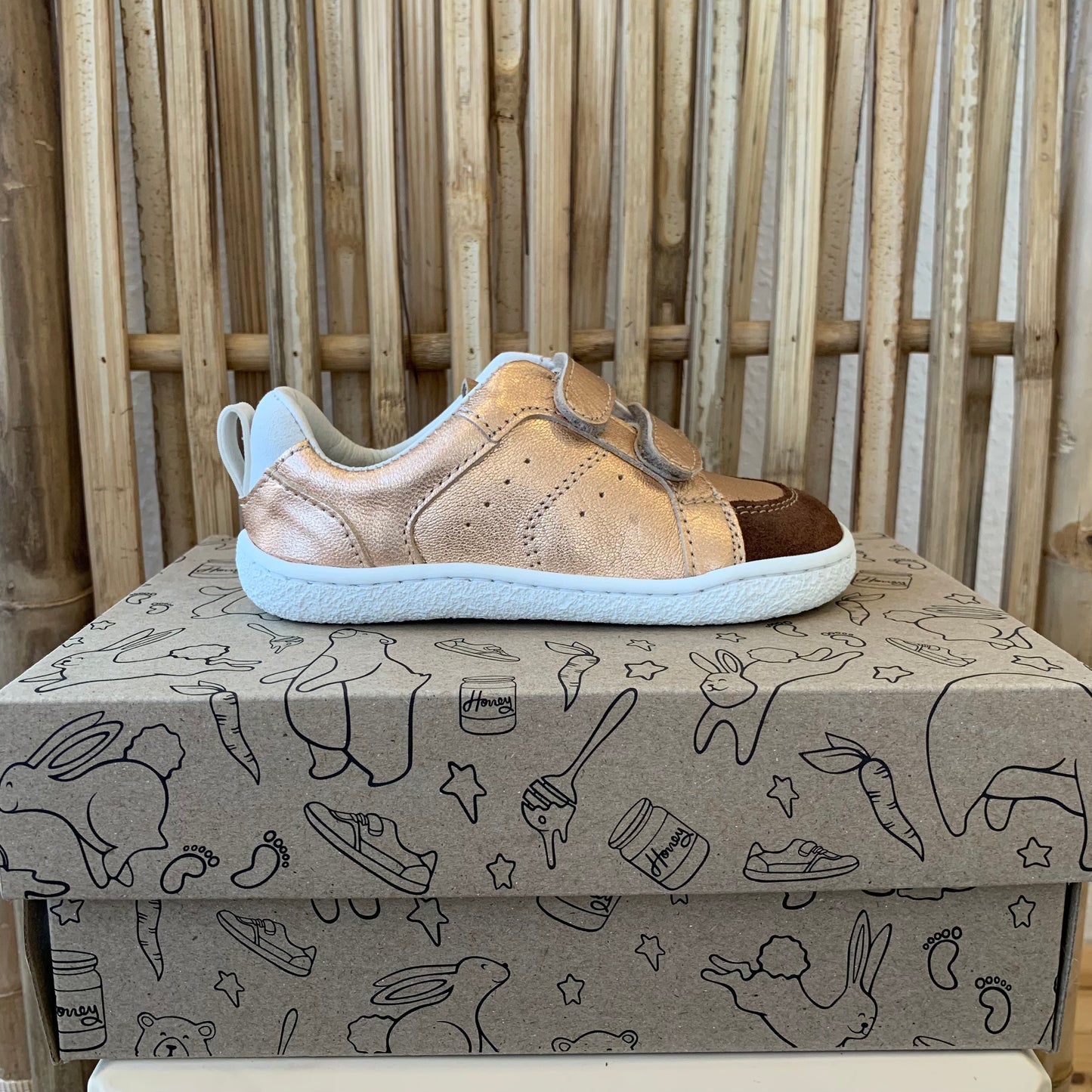 Groundies "Universe" Rose