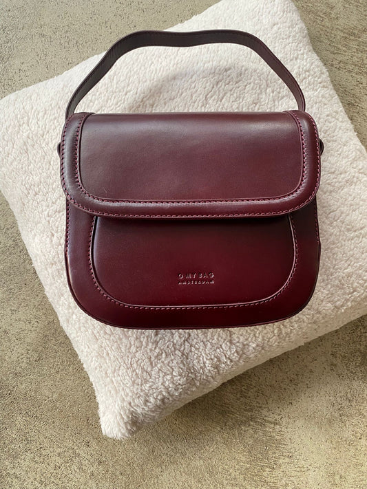 O MY BAG - Nina - Dunkelkirsche Klassisches Leder: Klassisches Leder / Kleine / Dunkle Kirsche