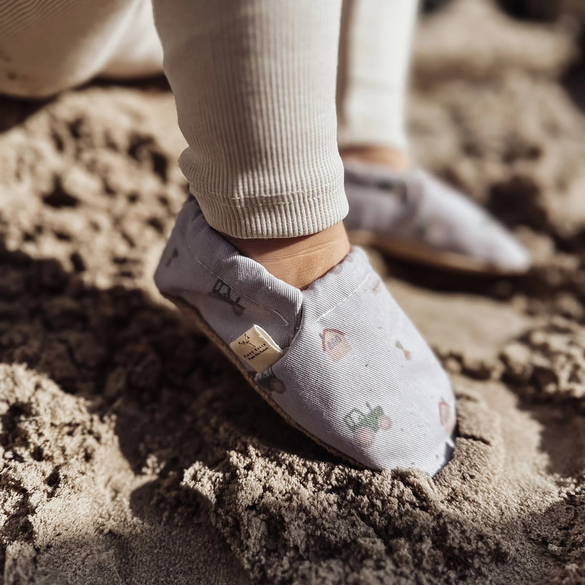Cosy Roots Vegan Shoes "Little Farm"